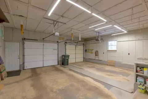 Other - 320 Valley, Waterloo, IA 50701 photo 10 of 10