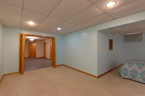 Bedroom - 320 Valley, Waterloo, IA 50701 photo 5 of 7