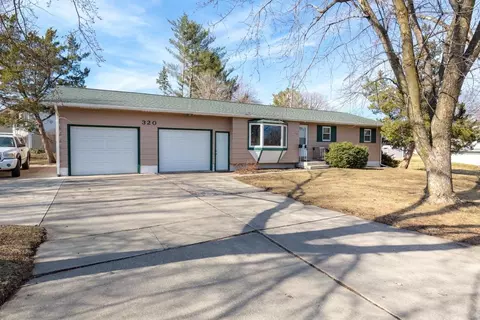 Exterior - 320 Valley, Waterloo, IA 50701 photo 2 of 4