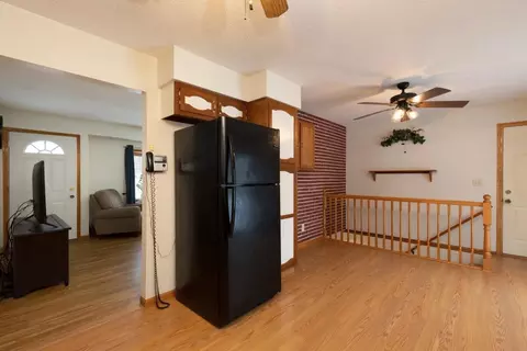 Entry Way - 320 Valley, Waterloo, IA 50701 photo 1 of 1
