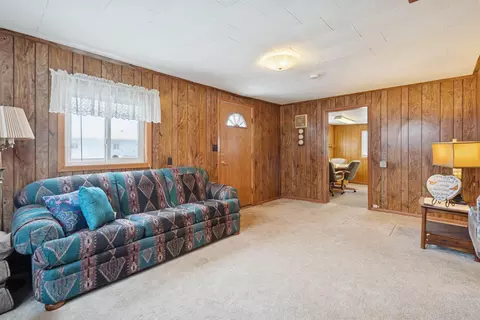 Other - 412 Warren St, Aurora, IA 50607 photo 1 of 10