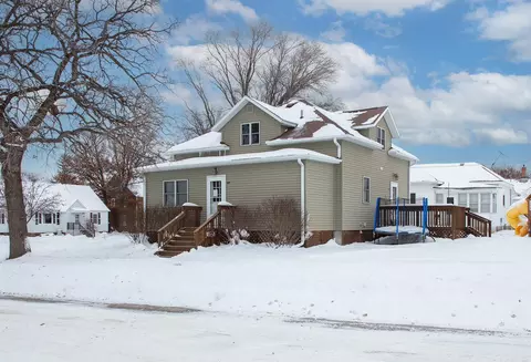 520 3rd St, Allison, IA 50602