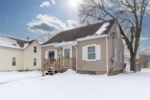 2024 Mulberry St, Waterloo, IA 50703