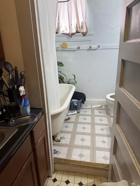 213-223 E 5th, Waterloo, IA 50703 photo 21