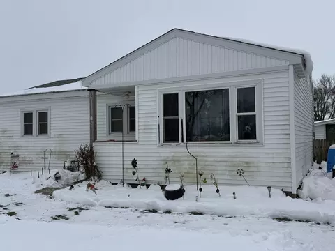 113 Oak St, Washburn, IA 50702