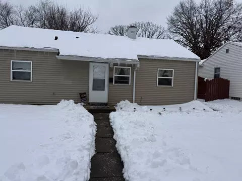 1161 Easton, Waterloo, IA 50702