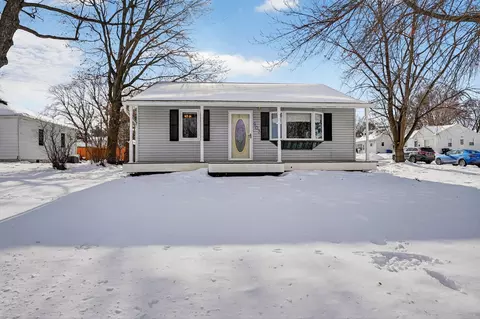 903 Grand Blvd, Cedar Falls, IA 50613