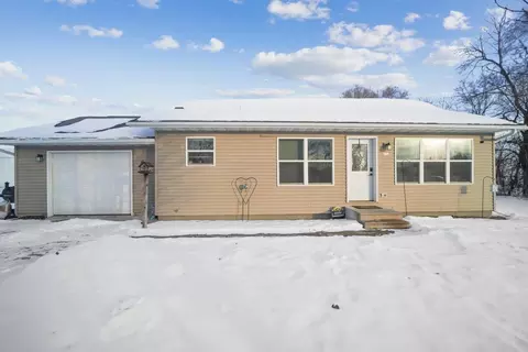309 Spruce St, La Porte City, IA 50651