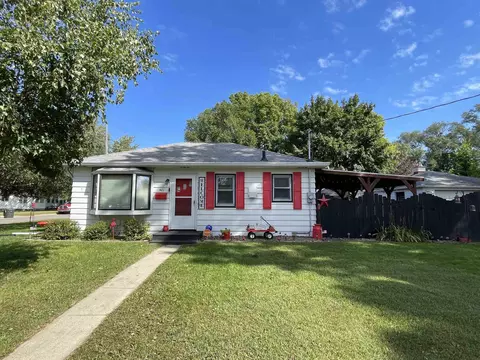 401 Dearborn Ave, Waterloo, IA 50703