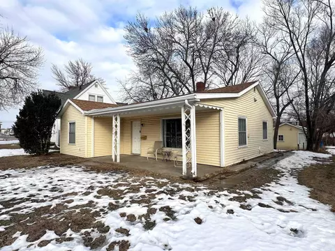 1824 Logan Ave, Waterloo, IA 50703