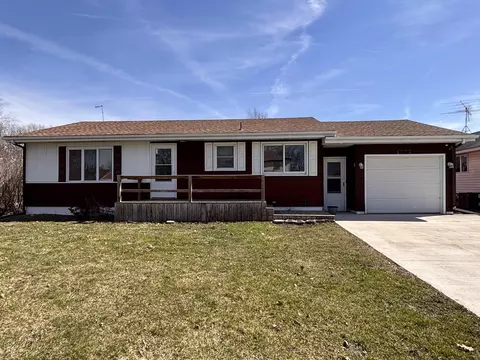 272 Spruce St, Allison, IA 50602