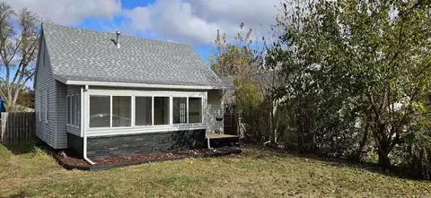 1244 19 Ave Sw Ave, Cedar Rapids, IA 52404