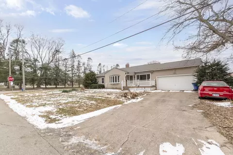 Other - 105 Cornwall Ave, Waterloo, IA 50702 photo 1 of 12