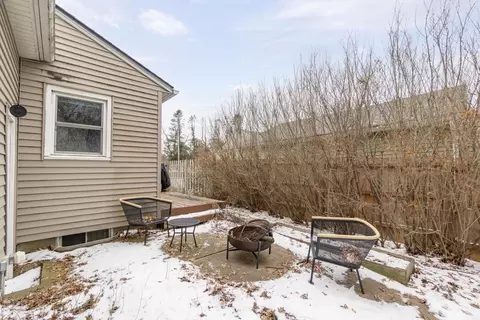 Exterior - 105 Cornwall Ave, Waterloo, IA 50702 photo 4 of 9