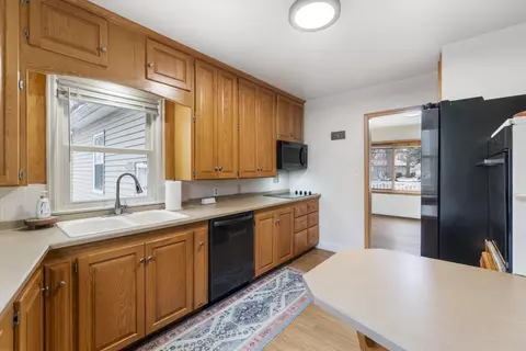 Kitchen - 105 Cornwall Ave, Waterloo, IA 50702 photo 1 of 4