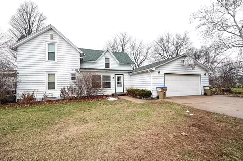 416 Prospect St, Manchester, IA 52057