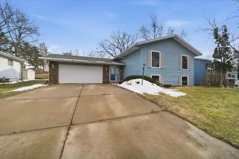 313 Westbourne Rd, Waterloo, IA 50701