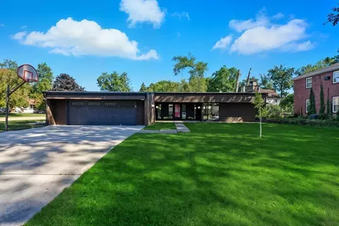 2408 Willow Ln, Cedar Falls, IA 50613