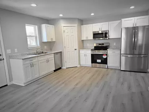 230 Gable St, Waterloo, IA 50703 photo 5