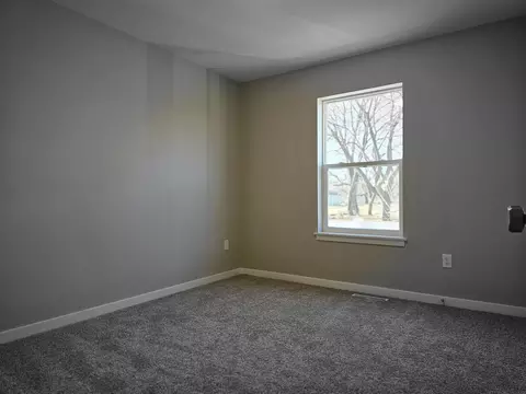 230 Gable St, Waterloo, IA 50703 photo 18