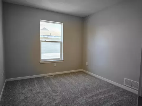 230 Gable St, Waterloo, IA 50703 photo 17