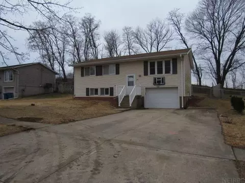 245 N Arminda Ave, Monticello, IA 52310