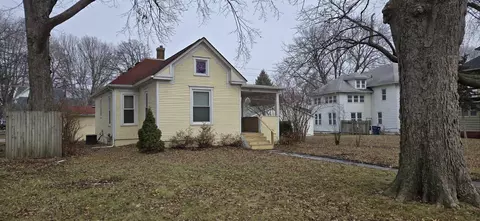 212 Randall St, Waterloo, IA 50701