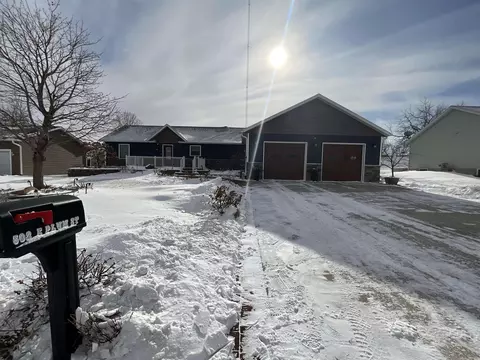 502 E Plum St, West Union, IA 52175