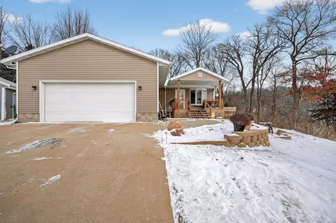31681 Spring Ave, New Hartford, IA 50660