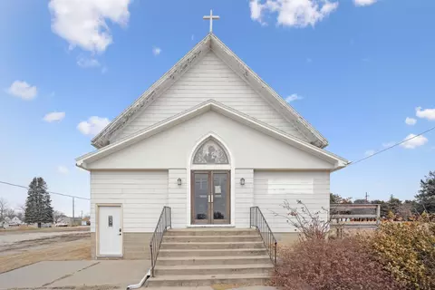 101 Clark St, Dysart, IA 52224