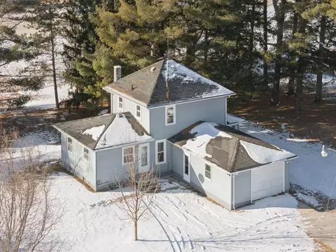 Exterior - 1274 Jackson Ave, Hazleton, IA 50641 photo 9 of 9