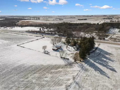 View/Area - 1274 Jackson Ave, Hazleton, IA 50641 photo 2 of 4