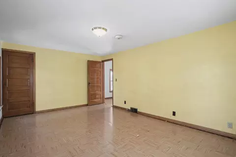 Bedroom - 1274 Jackson Ave, Hazleton, IA 50641 photo 2 of 3