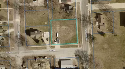 618 Washington St, Fayette, IA 52142