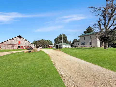 1950 F Ave, Gladbrook, IA 50635