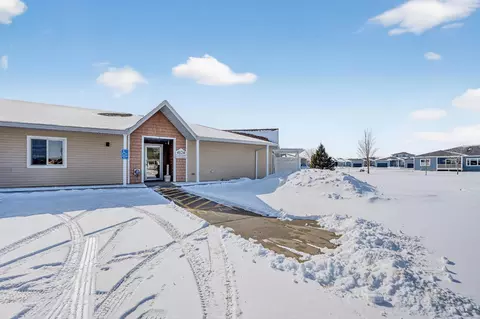4124 Thresher Ct #306, Cedar Falls, IA 50613