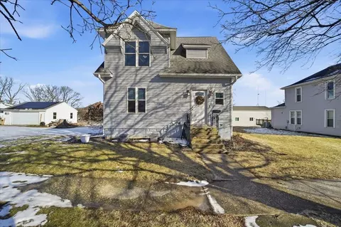 1809 11th St, Eldora, IA 50627