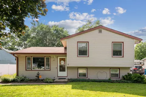 421 Miner Dr, Evansdale, IA 50707