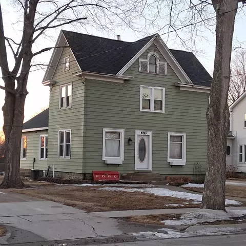 512 S Main St, Tripoli, IA 50676