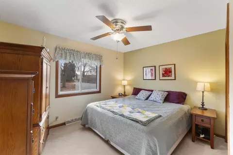 Bedroom - 216 Bourland Ave, Waterloo, IA 50701 photo 3 of 6