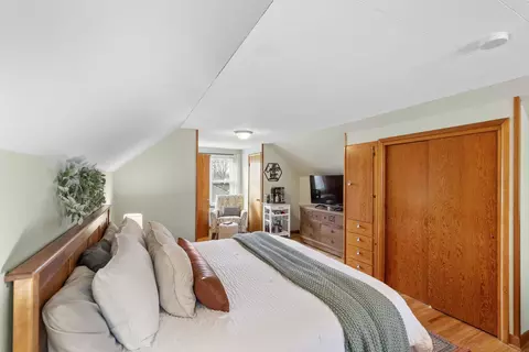 Bedroom - 111 Morgan Rd, Waterloo, IA 50701 photo 4 of 5