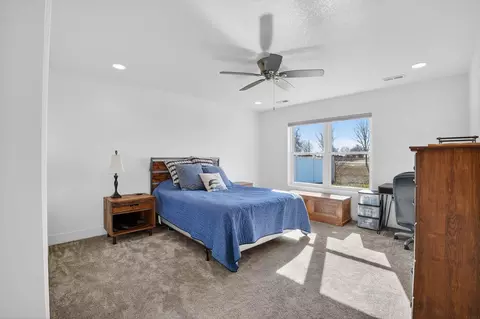 5104 William Dr, Waterloo, IA 50701 photo 22