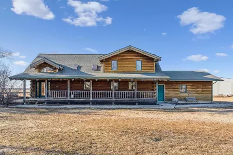 109 Liberty St, Dysart, IA 52224