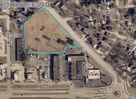 Undisclosed, Cedar Falls, IA 50613