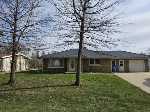 1776 Enid St, Evansdale, IA 50707
