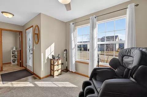 5109 Millenium Dr, Cedar Falls, IA 50613 photo 4