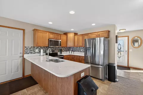 5109 Millenium Dr, Cedar Falls, IA 50613 photo 9