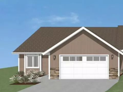 818 NW 4th Ave, Waukon, IA 52172