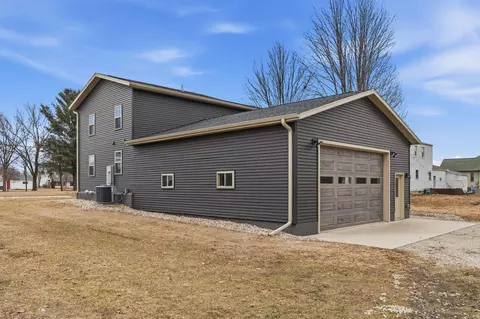 Other - 103 E Logan St, New Hampton, IA 50659 photo 5 of 6