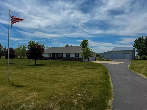 2520 Wooster Road Rd, Jesup, IA 50648